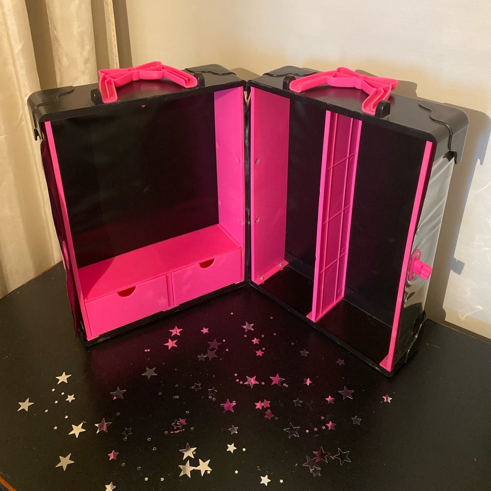 2 Piece Barbie Bundle π - Picture 11 of 16